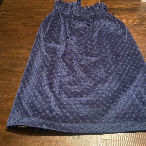 Navy Blue bathroom robe wrap with Yellow Embroidery Alpha Sigma Alpha Logo - Picture 7 of 7